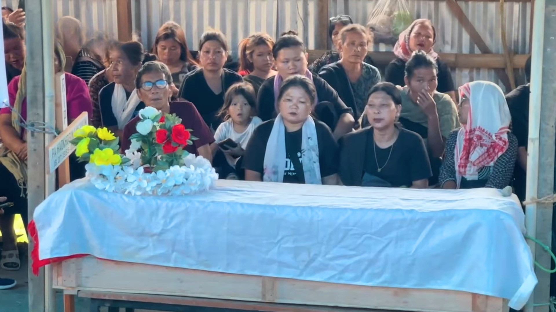 Manipur: Kuki-Zo groups stage coffin protest in Kangpokpi