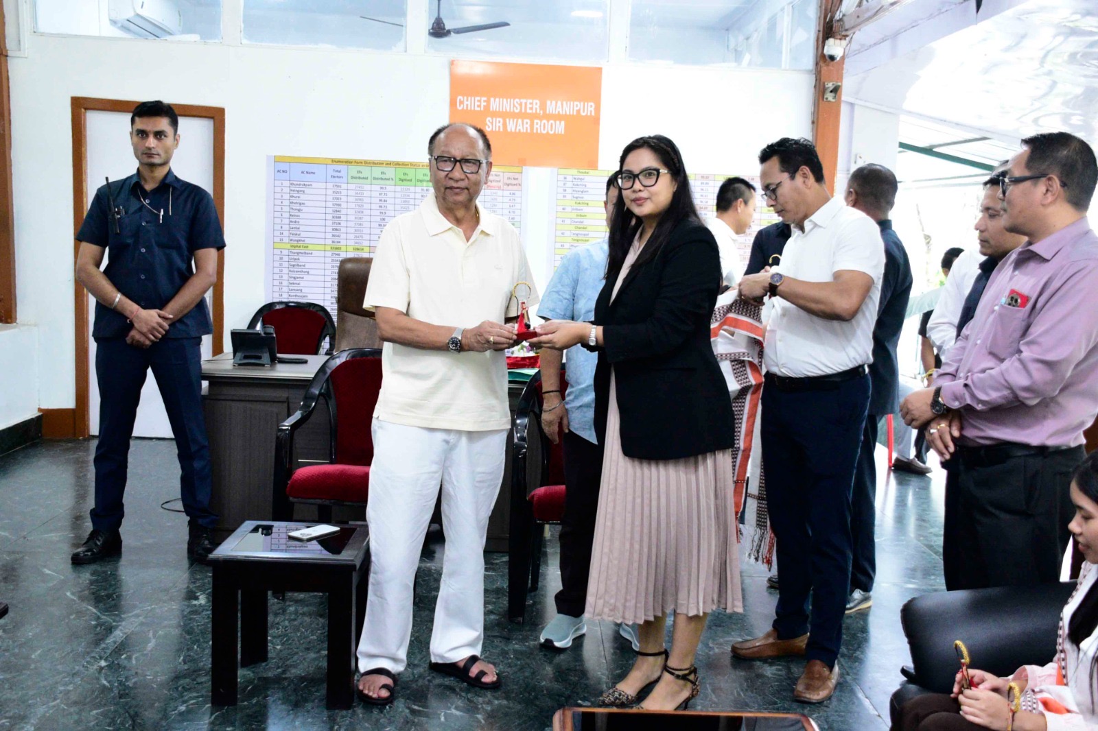 Manipur CM flags off 16 candidates for Japan skill training